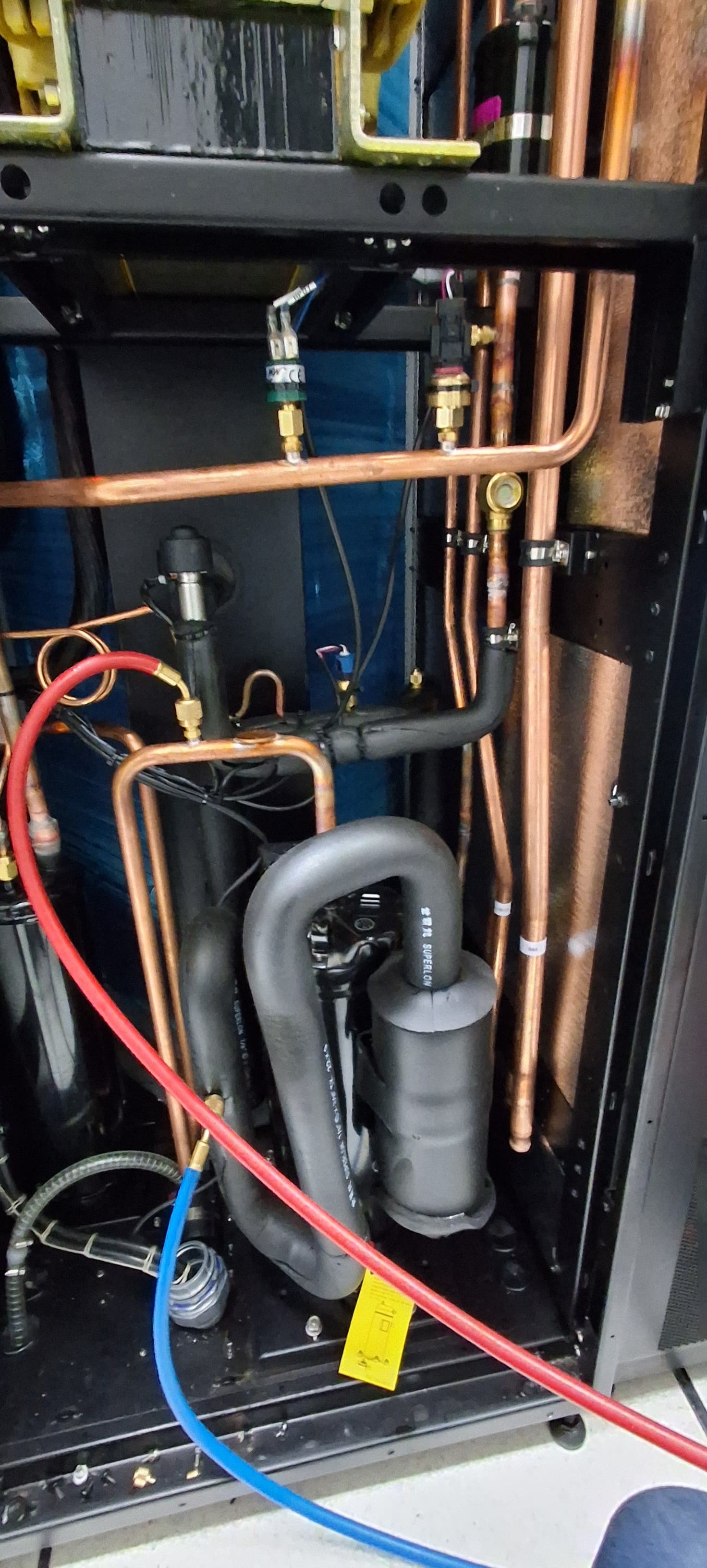 Tuberías y conexiones de refrigeración