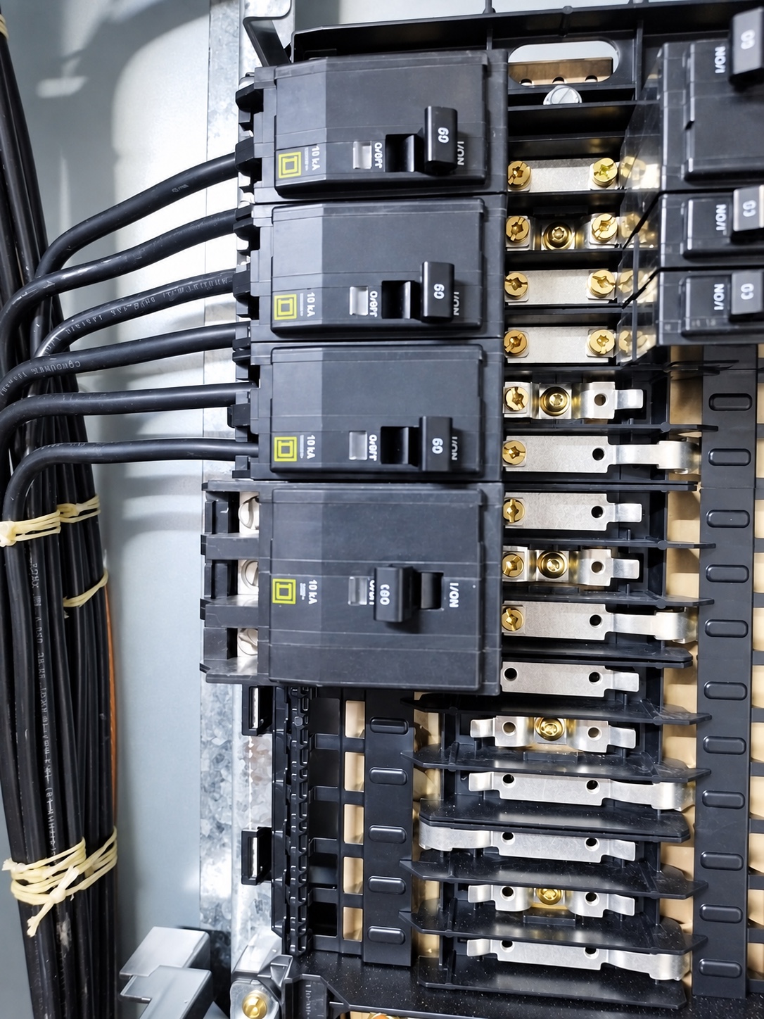 Interruptores y conexiones del tablero
